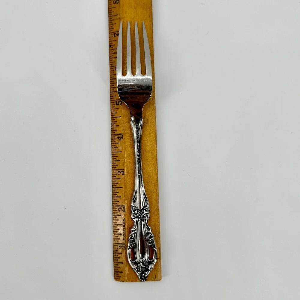 Oneida Distinction Deluxe Raphael Stainless Steel Set 5 Dinner Forks 7.25